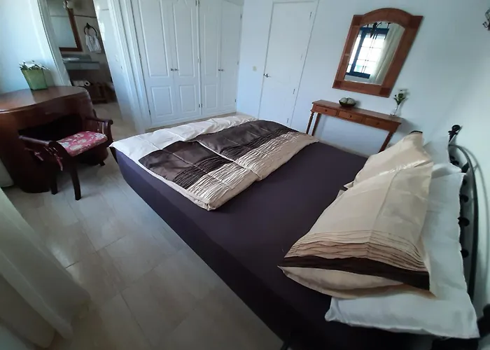 Σπίτι διακοπών Nala Meer- Bergblick, Solarbeheizter Pool, Ruhige Lage, Alles Zu Fuss Erreichbar